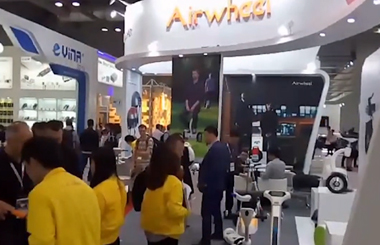 4月，Airwheel爱尔威智能科技的重大事件之一：携众多产品参展2016香港电子展