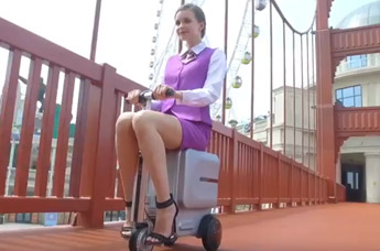 可以骑行的智能行李箱-爱尔威 SE3