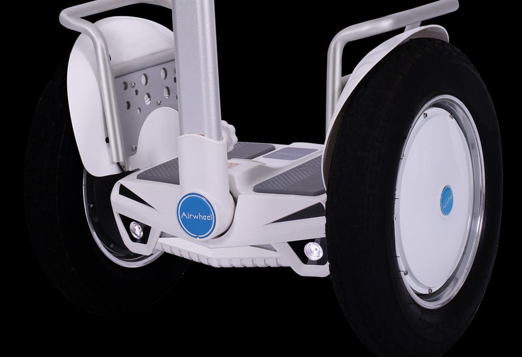 Airwheel ,  سكوتر التوازن الذاتي