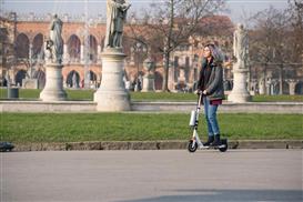 电动平衡车 Airwheel Z3