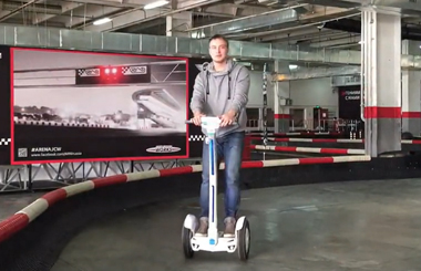 Airwheel爱尔威智能平衡车欧美玩家试驾爱尔威智能平衡车S3酷炫视频秀