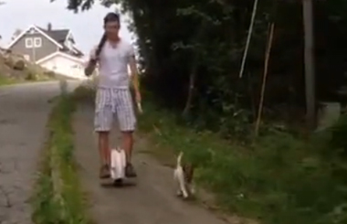 My boyfriend walking the dog，散个步也能颜值爆表！-爱尔威Airwheel X3